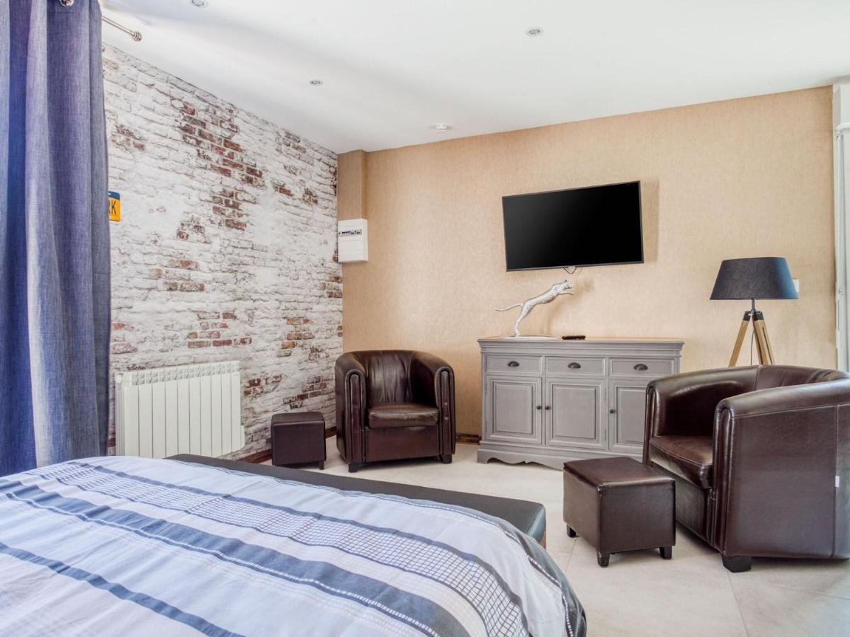 Cosy Apartment In Eperlecques With Fireplace Buitenkant foto