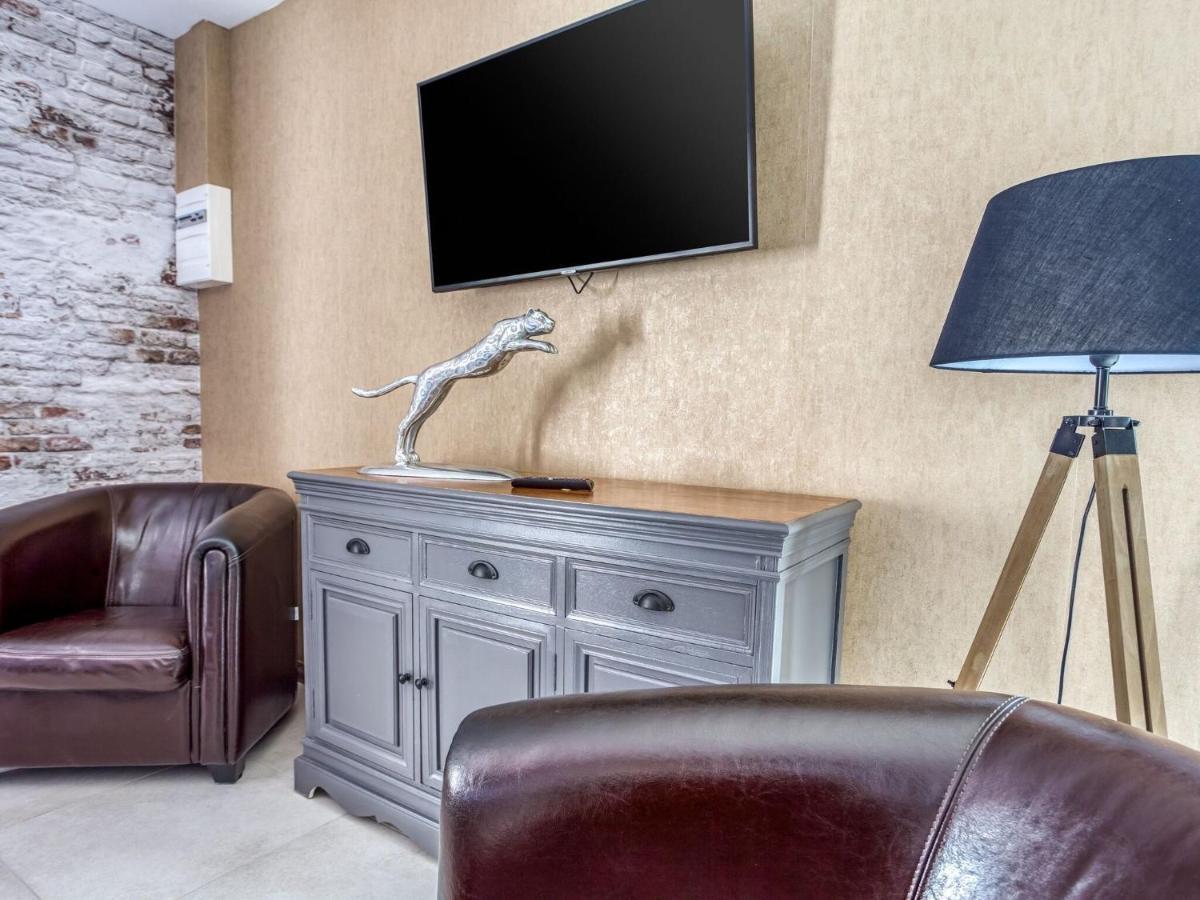 Cosy Apartment In Eperlecques With Fireplace Buitenkant foto