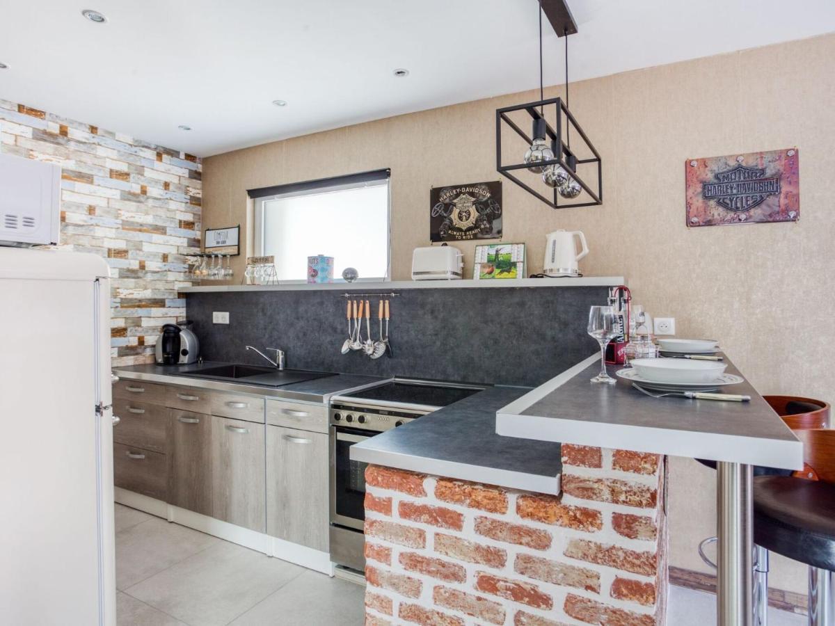 Cosy Apartment In Eperlecques With Fireplace Kamer foto